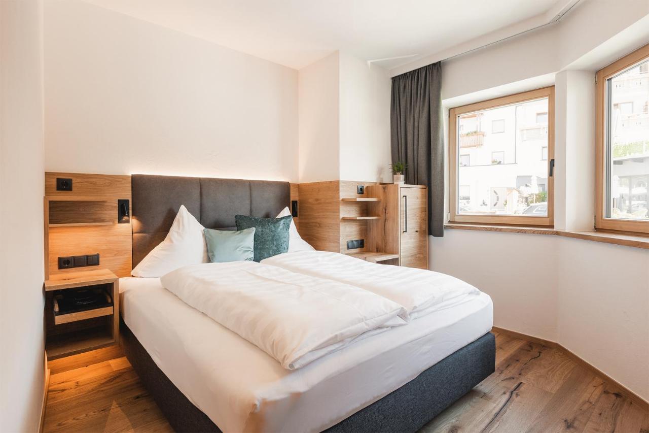 Hotel Garni Hubertushof Fiss Room photo