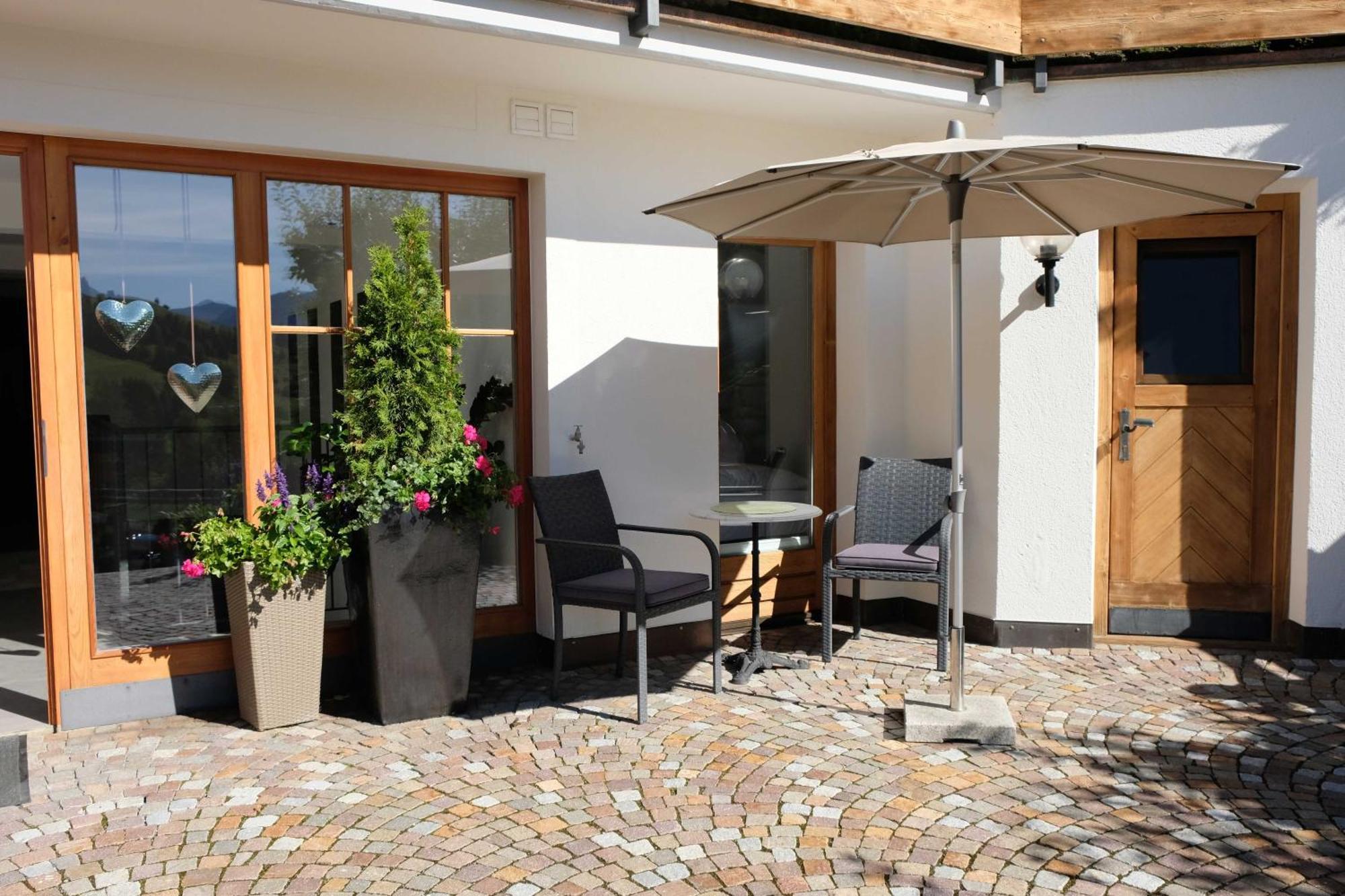 Hotel Garni Hubertushof Fiss Exterior photo