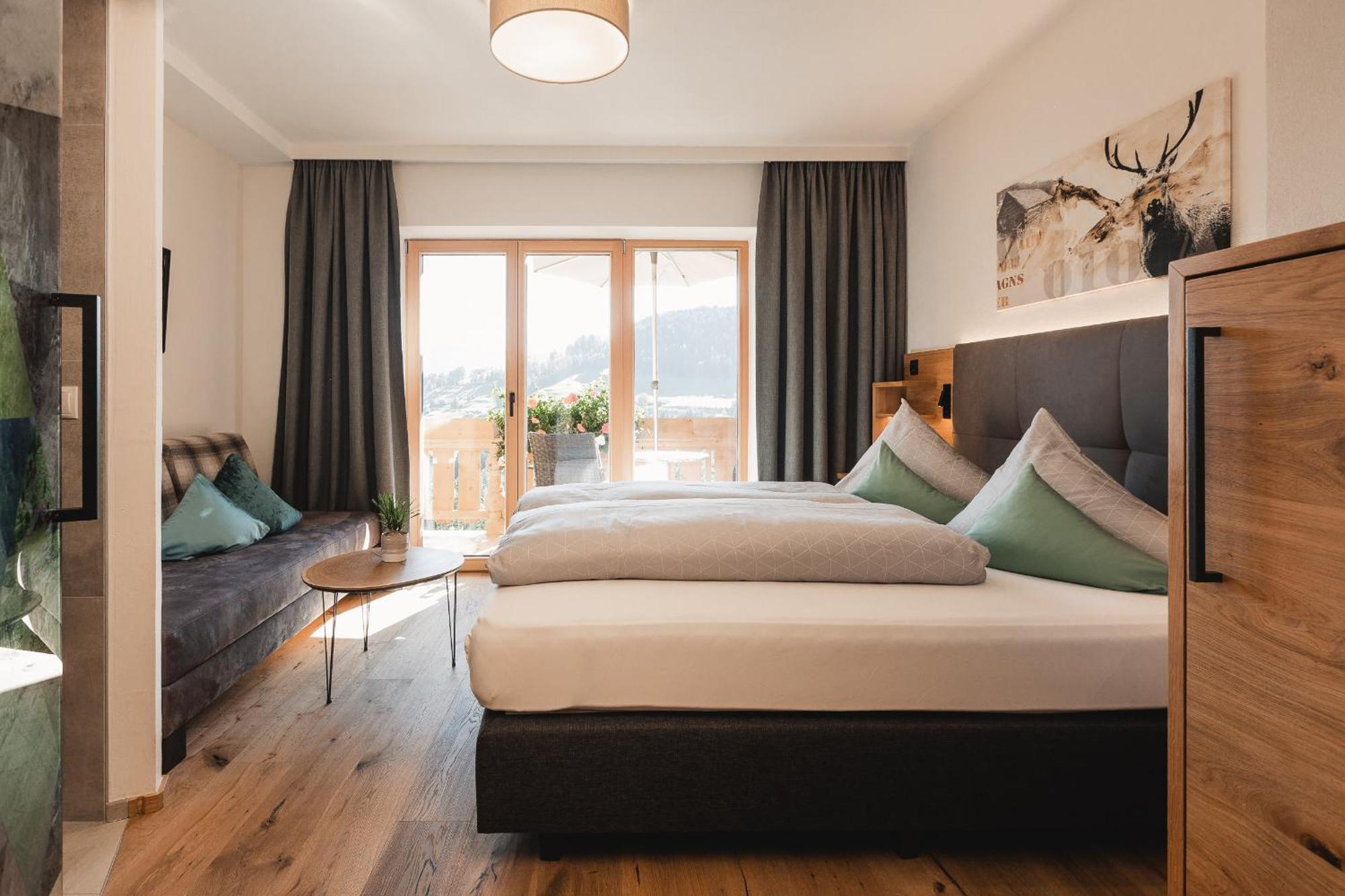 Hotel Garni Hubertushof Fiss Room photo